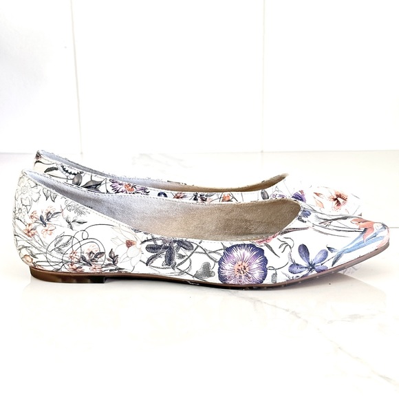Me Too Aimee Leather Floral Ballet Flat 8.5 Botanical - Picture 3 of 10